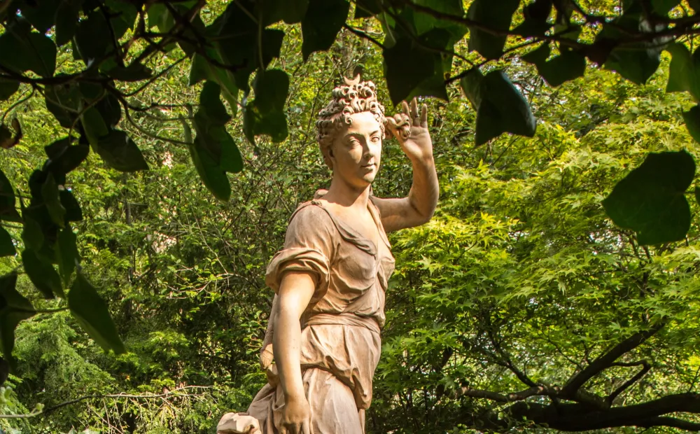 Diana, photographed by Eric Kvalsvik